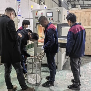 客戶案例-塑膠毛邊處理機